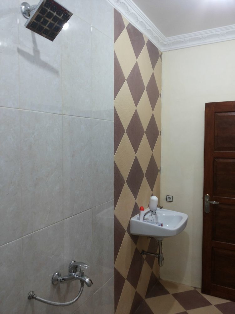Beto Guesthouse Kalasan Esterno foto